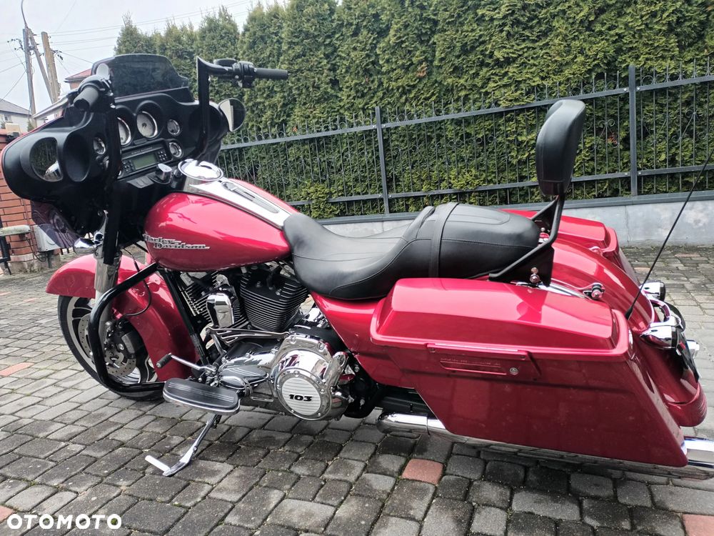 Harley-Davidson Touring Street Glide - 9