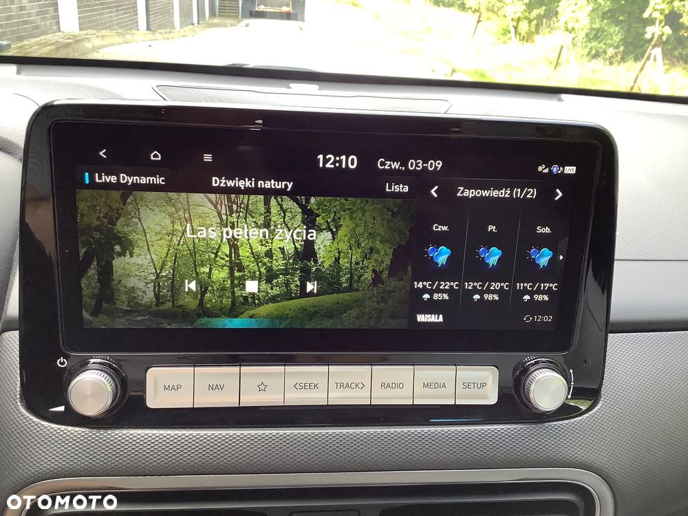 Hyundai Kona 64kWh Executive - 32