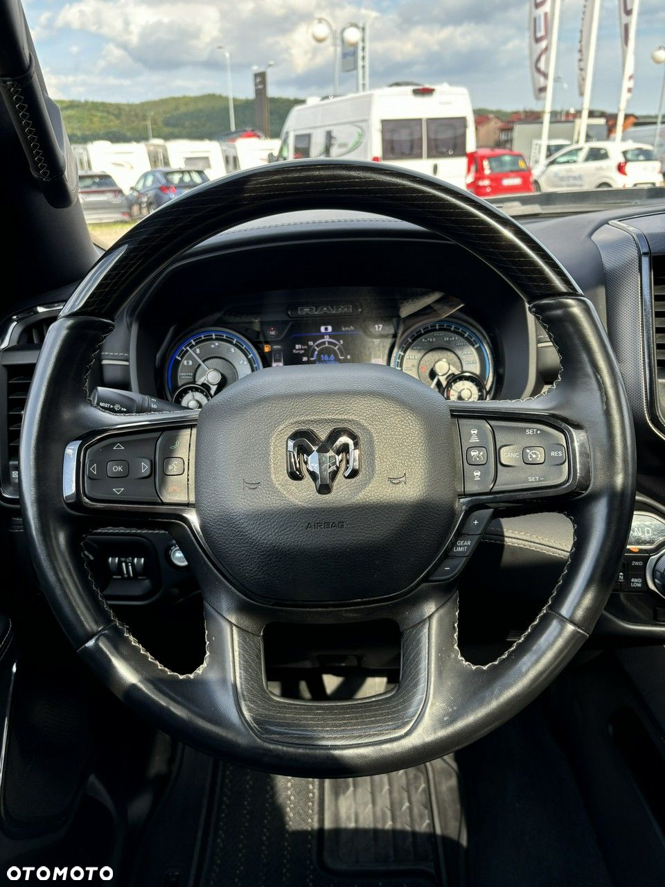 RAM 1500 - 17