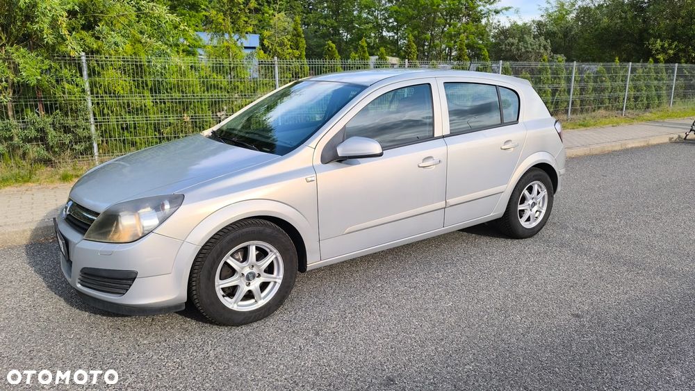 Opel Astra 1.6 Enjoy - 1