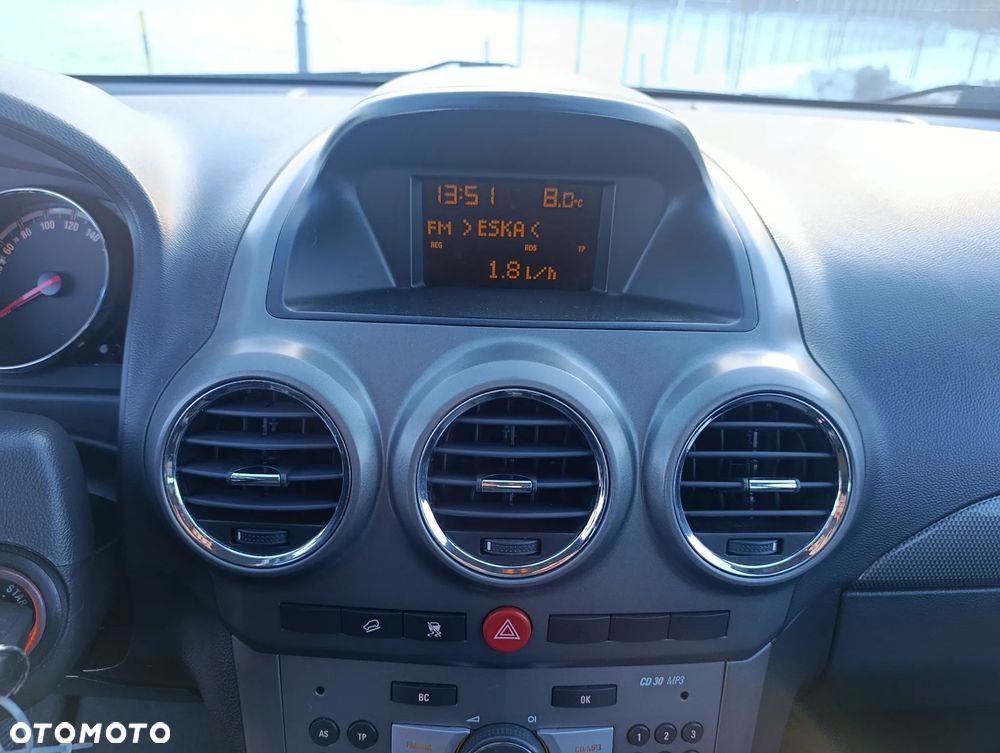 Opel Antara 3.2 V6 4x4 Navi - 21