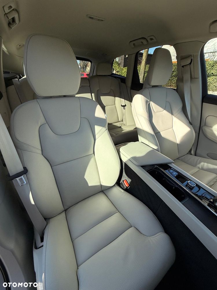 Volvo XC 60 B5 B AWD Core - 9