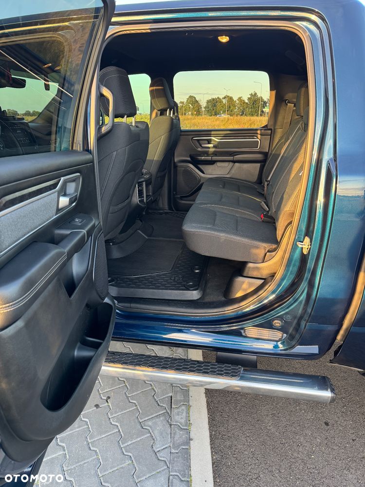 RAM 1500 5.7 Crew Cab Bighorn - 22