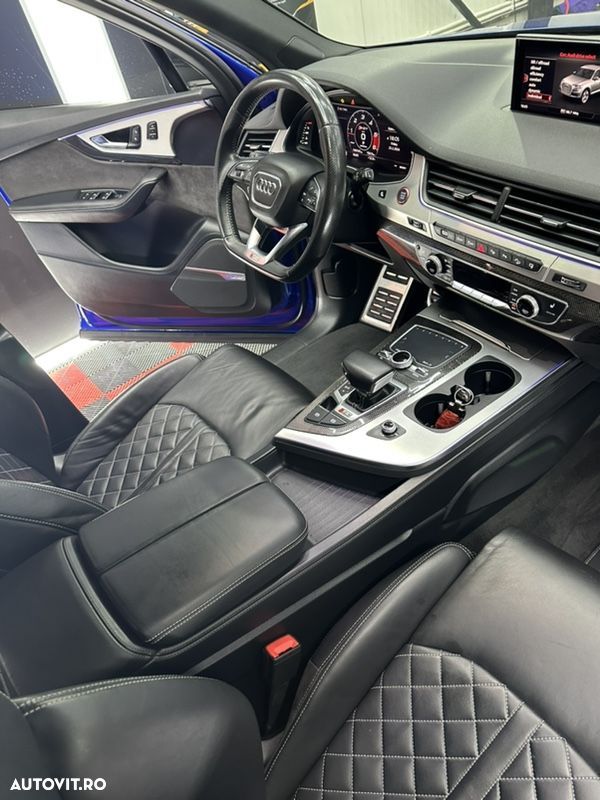 Audi SQ7 4.0 TDI quattro Tiptronic - 18