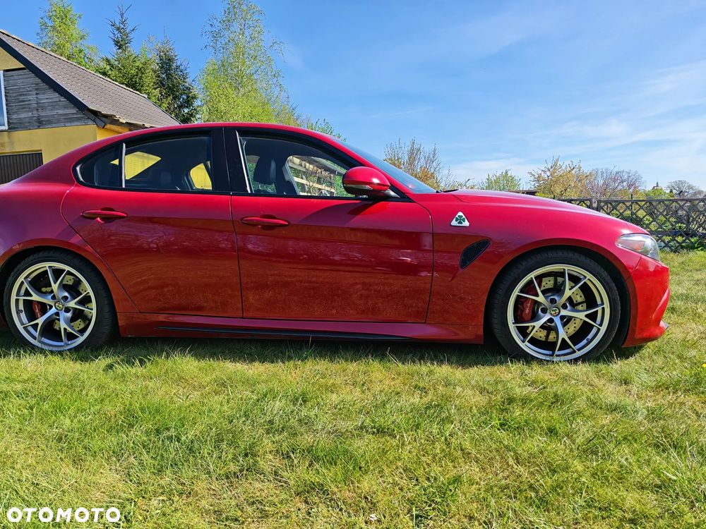 Alfa Romeo Giulia 2.9 V6 Bi-Turbo AT8 Quadrifoglio - 5