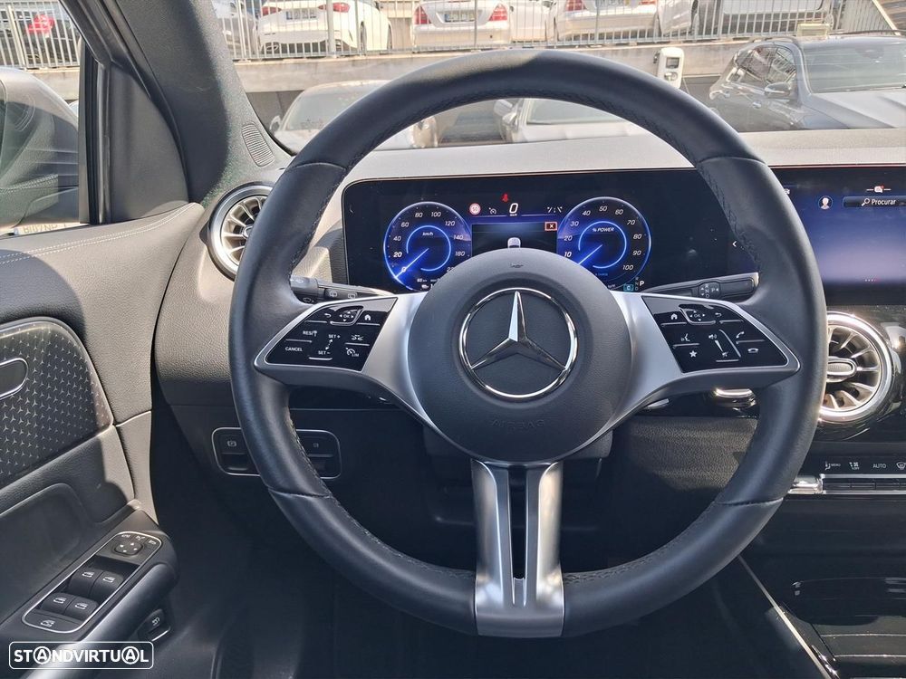 Mercedes-Benz EQA 250+ Progressive - 22