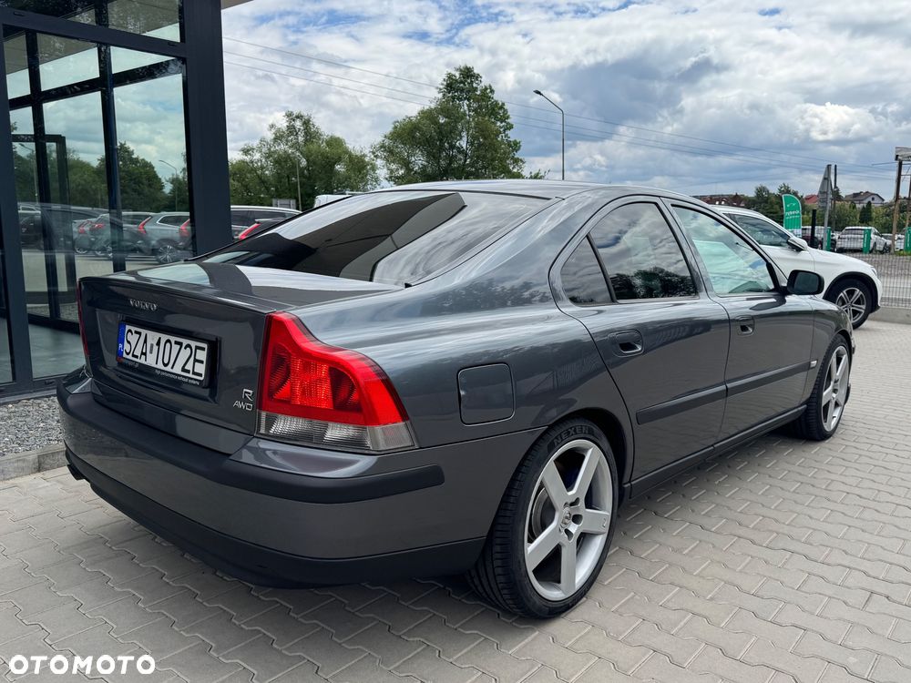 Volvo S60 R - 3