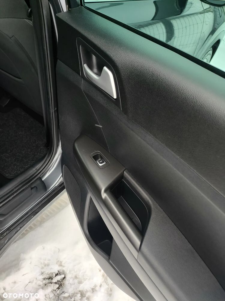 Kia Sportage 1.7 CRDI Business Line 2WD DCT - 35