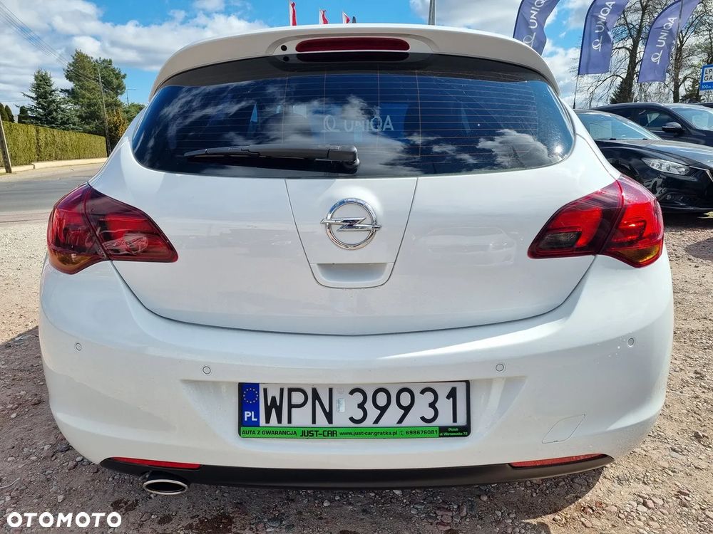 Opel Astra 1.6 Turbo White Edition - 7