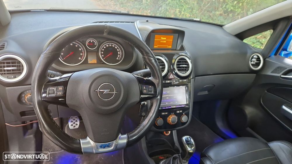 Opel Corsa - 8