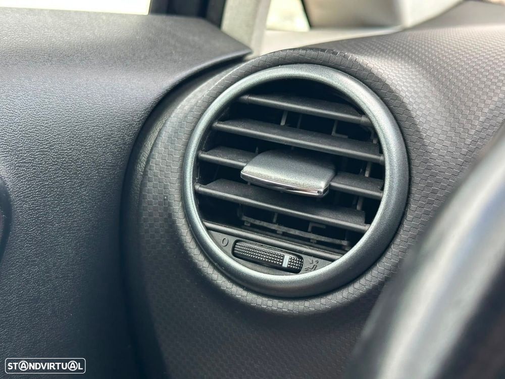 SEAT Leon 1.9 TDI Sport - 30