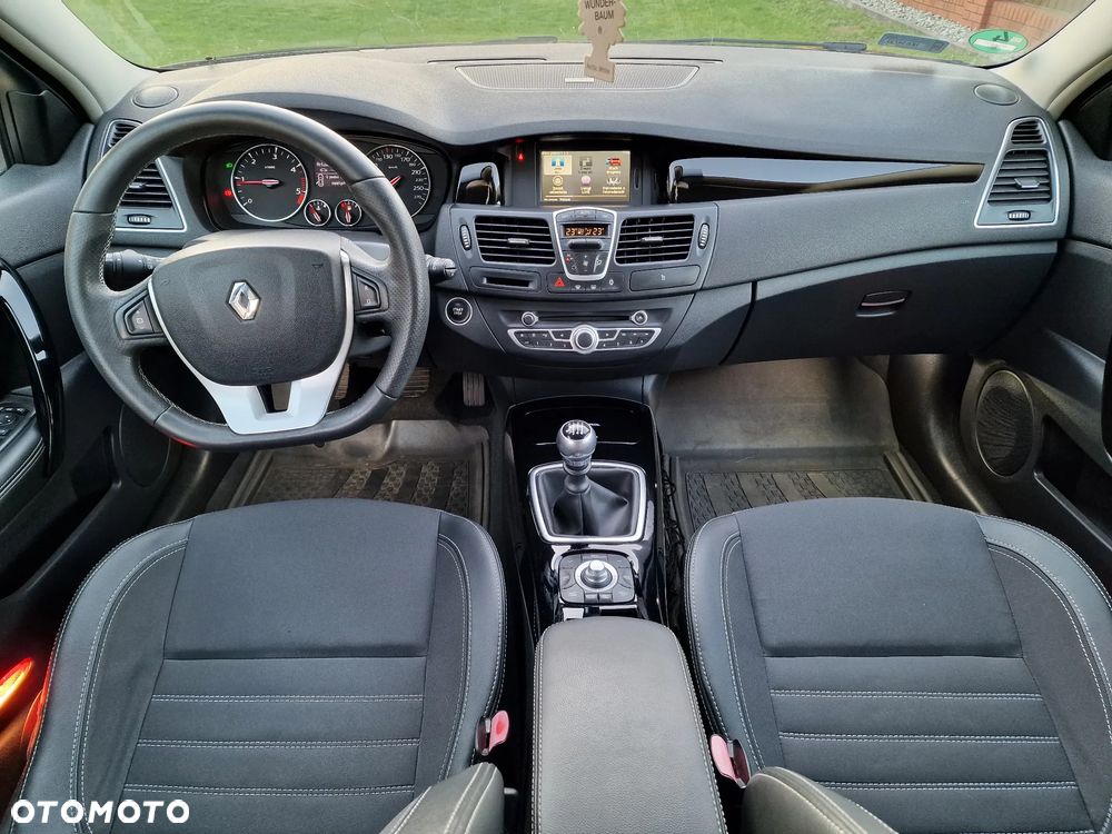 Renault Laguna 2.0 dCi Bose Edition - 6