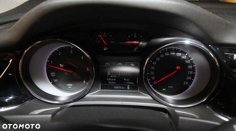Opel Insignia 1.6 CDTI Innovation S&S - 15