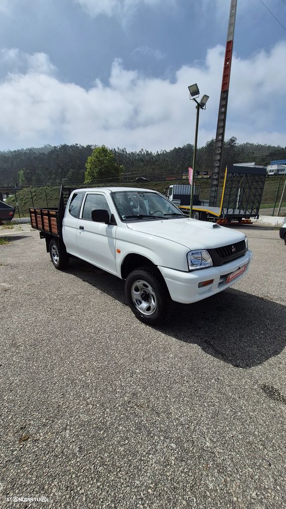 Mitsubishi L200 2.5 TD - 2