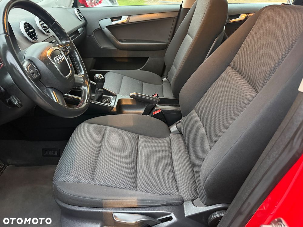 Audi A3 Sportback 1.6 Ambition - 26
