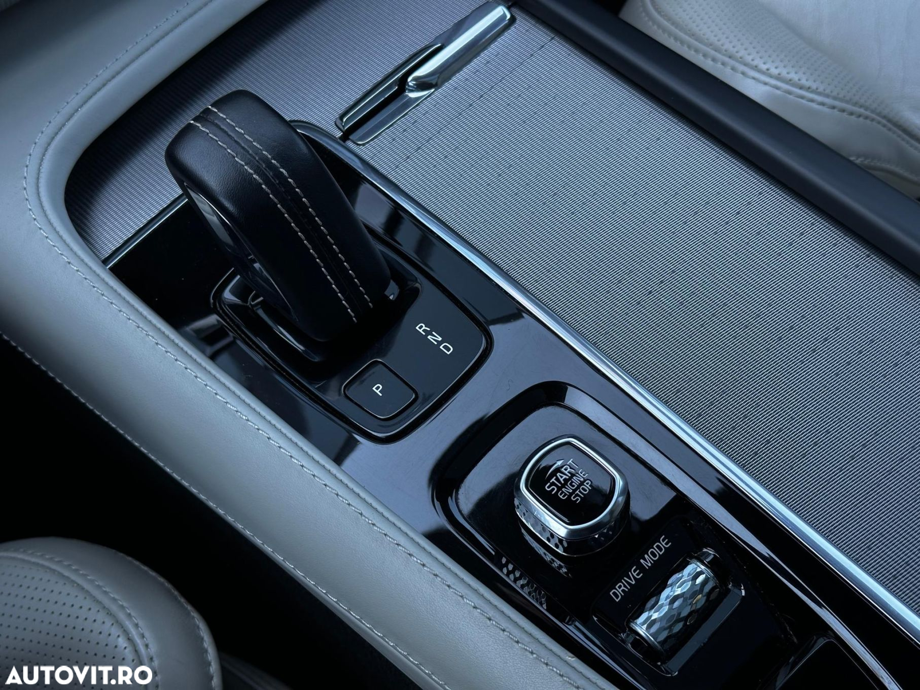 Volvo XC 90 - 19
