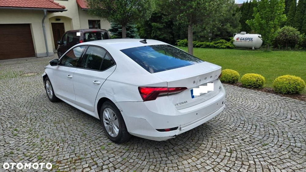 Skoda Octavia - 2