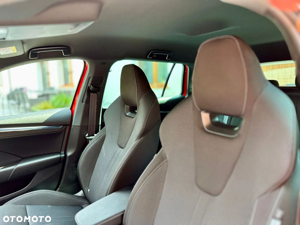 Skoda Octavia 2.0 TDI 4x4 Style DSG - 8