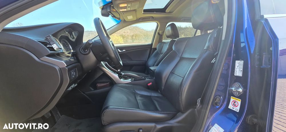 Honda Accord 2.2 i-DTEC Executive Navig - 4