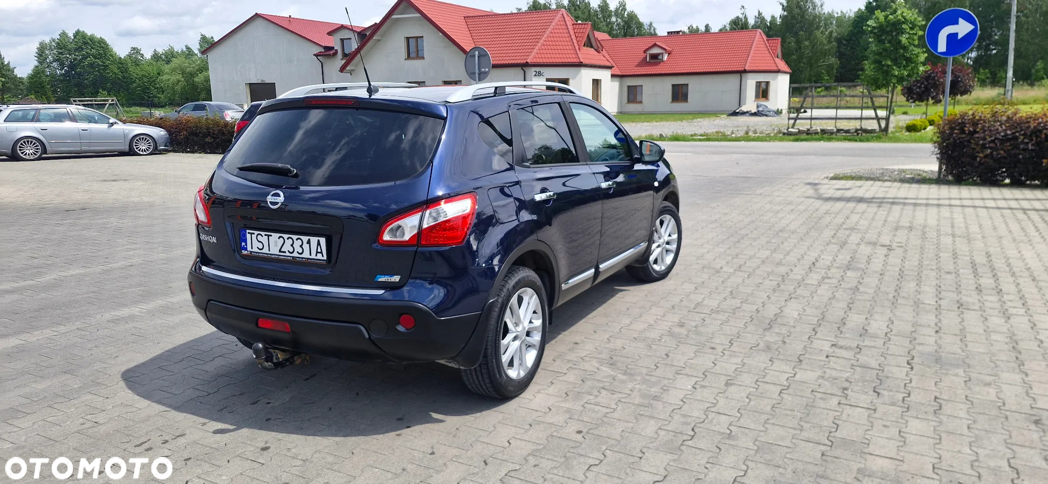 Nissan Qashqai - 2