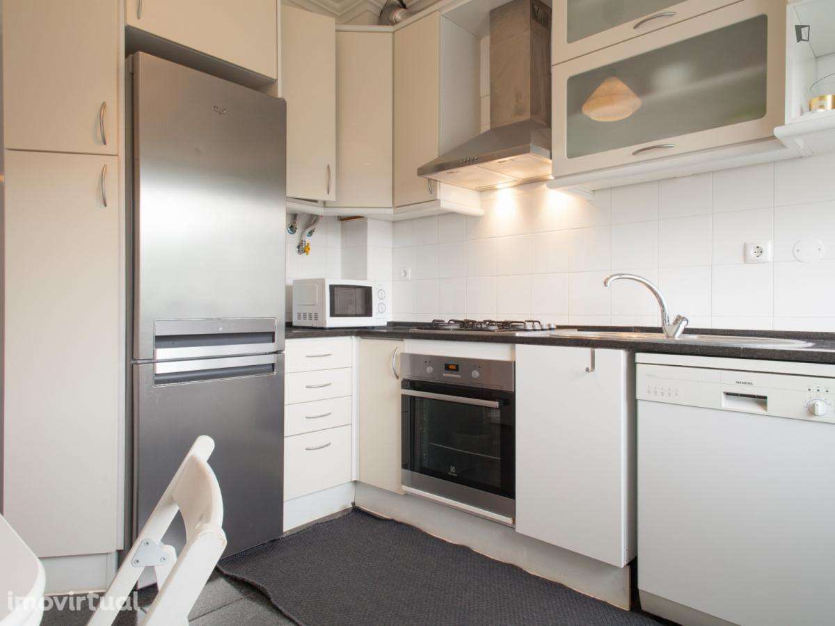 Quarto - localizado em Lumiar Lisbon - Grande imagem: 3/7