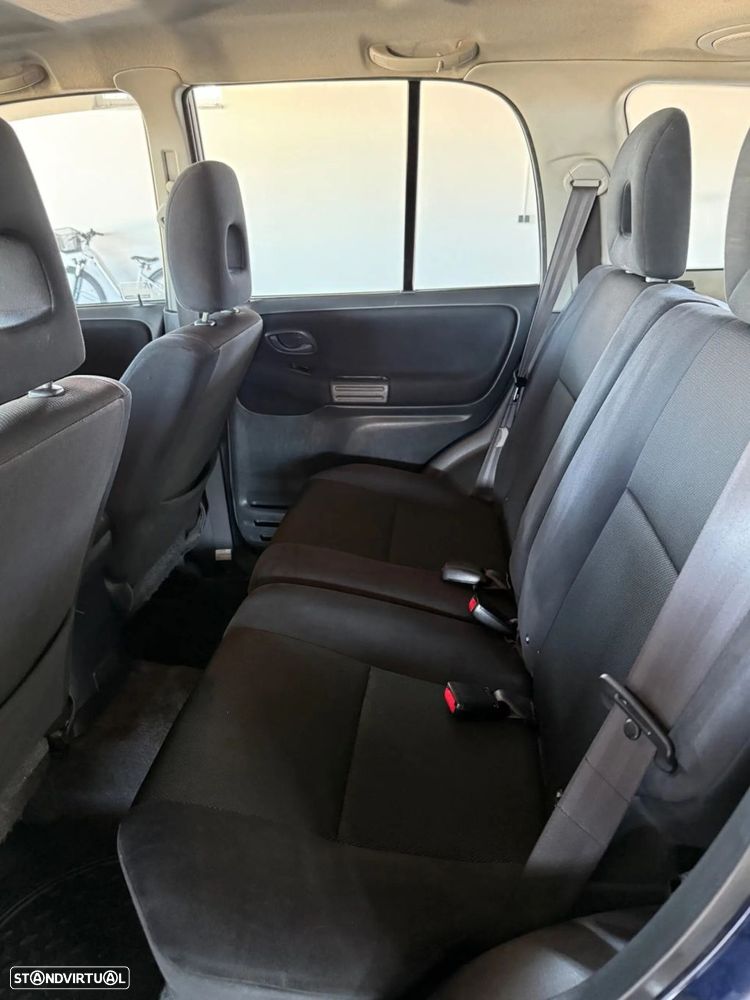 Suzuki Grand Vitara MT 2.0 HDi Prestige - 12