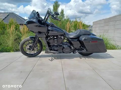 Harley-Davidson Touring Road Glide - 5