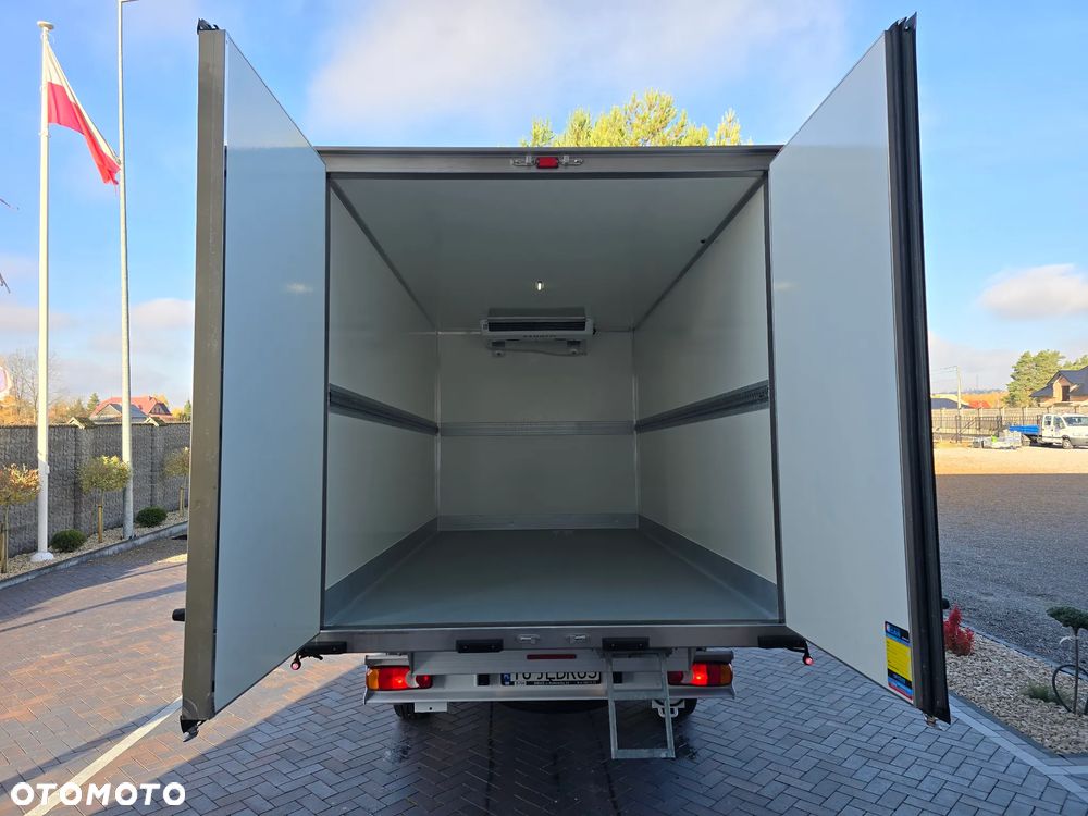 Fiat DUCATO MAXI CHŁODNIA 8-PALET -20* SALON PL SILNIK 2,3 IVECO POWER 18OKM STAN JAK NOWY KLIMATYZACJA ELEKTRYKA TEMPOMAT LEDY FOTEL KIEROWCY AMORTYZOWANY - 14