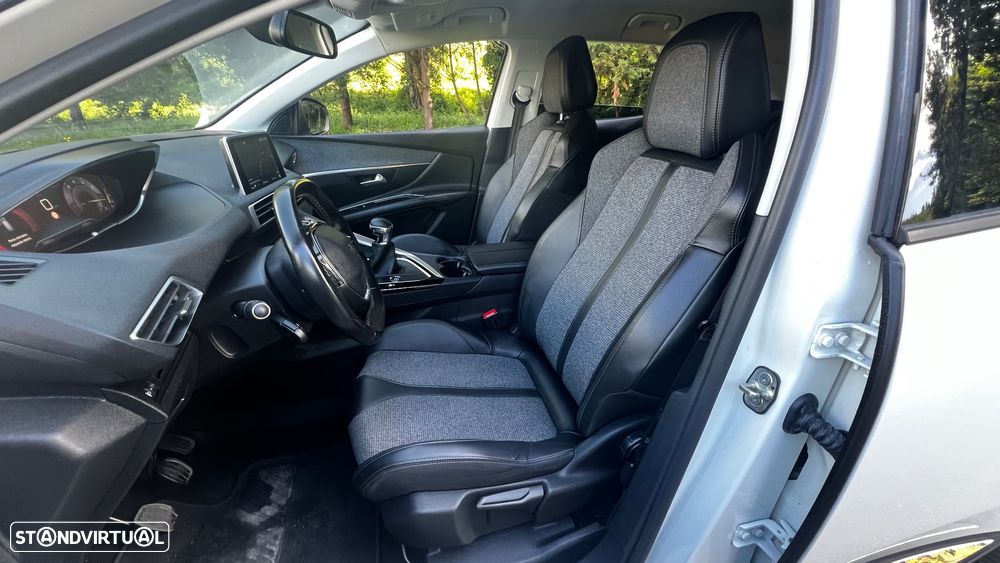 Peugeot 3008 PureTech 130 Stop & Start GPF Allure Pack - 18