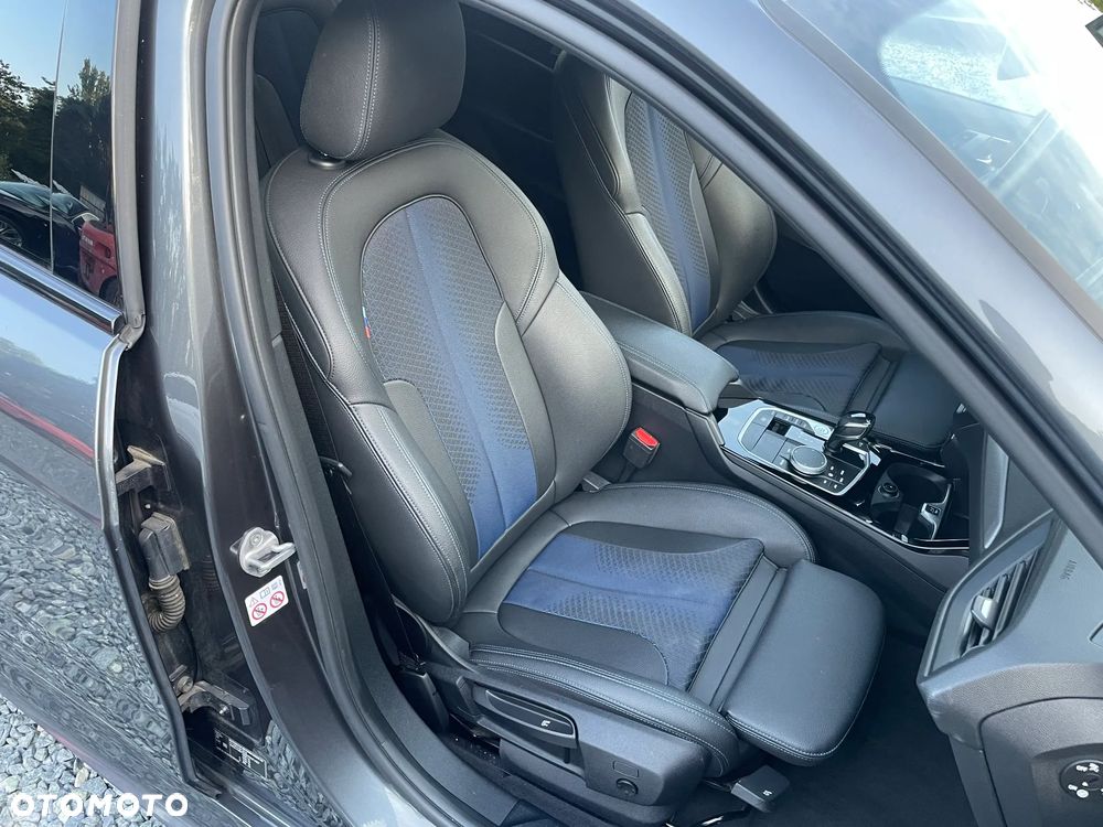 BMW Seria 1 - 20