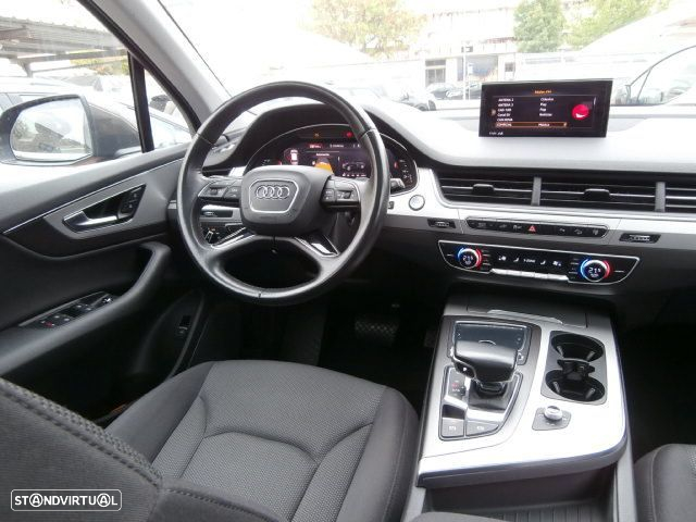 Audi Q7 3.0 TDi E-tron quattro Tiptronic - 15