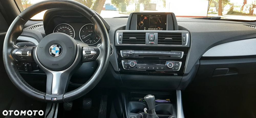 BMW Seria 1 118d xDrive M Sport - 13