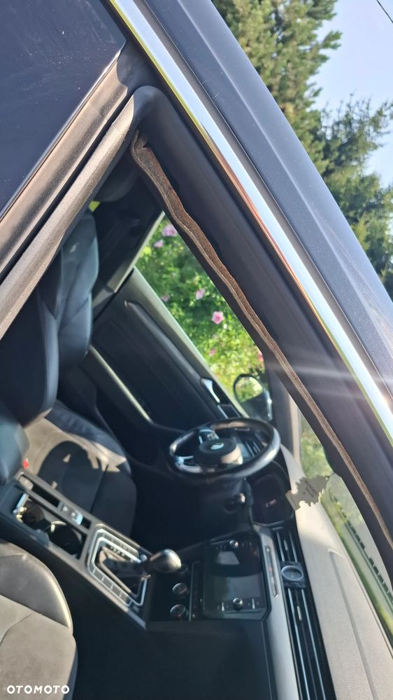 Volkswagen Arteon 2.0 TDI SCR R-Line DSG - 30