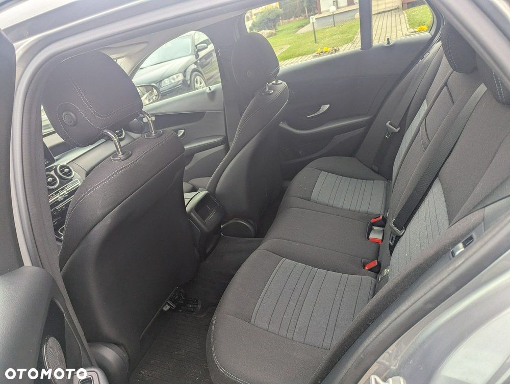 Mercedes-Benz Klasa C 220 (BlueTEC) d AMG Line - 22