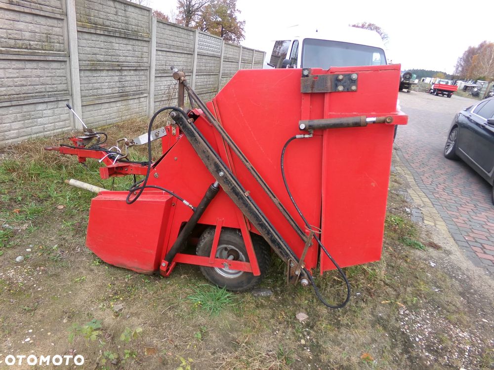 Inny yno 1350 n517 zamiatarka szczotkarka do ciągnika hydrauliczna - 1