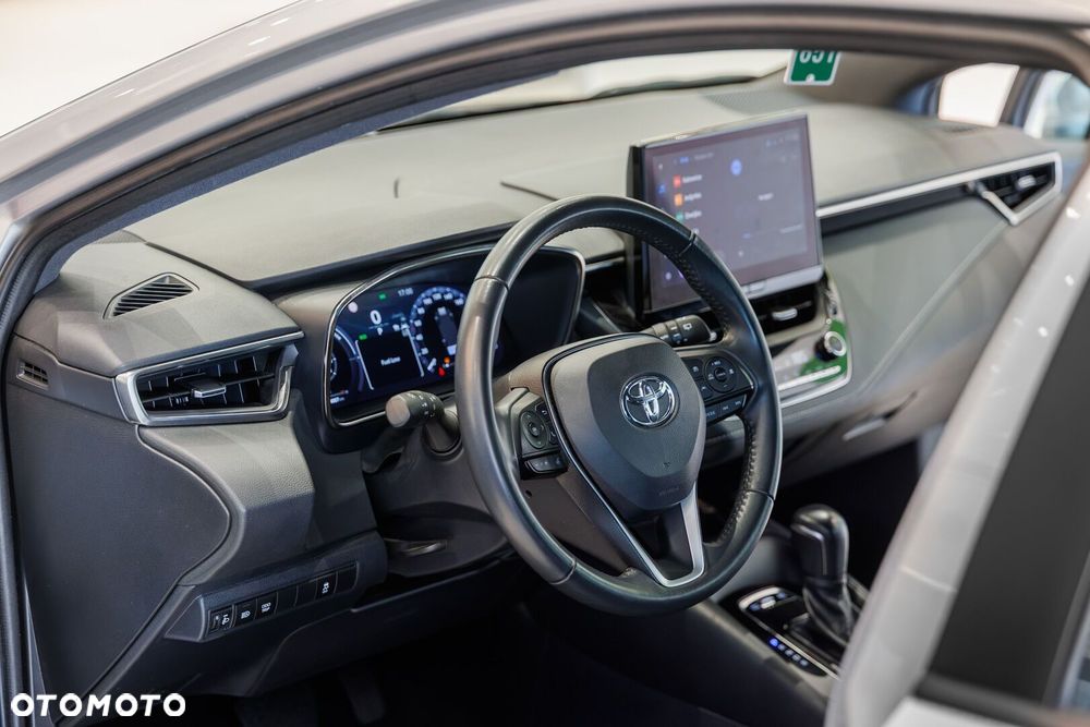 Toyota Corolla 1.8 Hybrid Comfort - 38