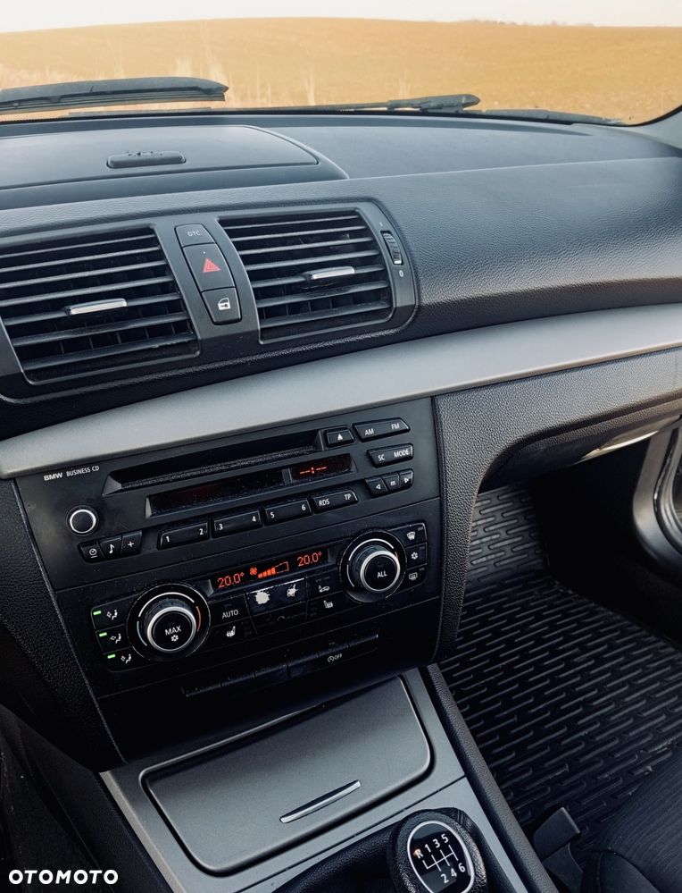 BMW Seria 1 118d - 5