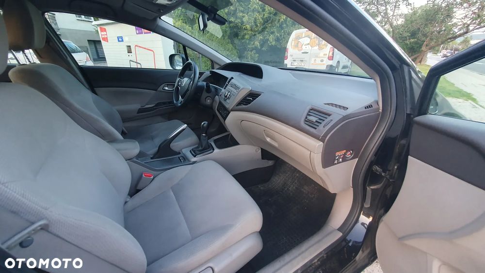 Honda Civic 1.8 Comfort - 10