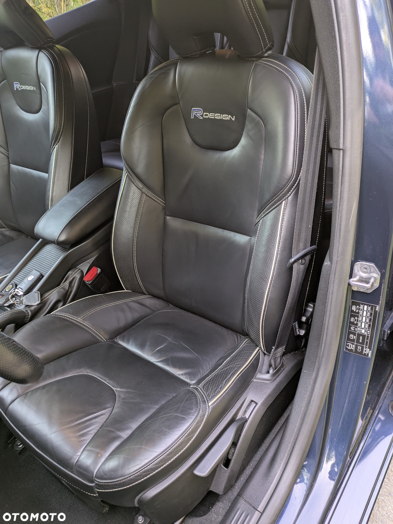 Volvo V40 T5 Geartronic R Design - 21