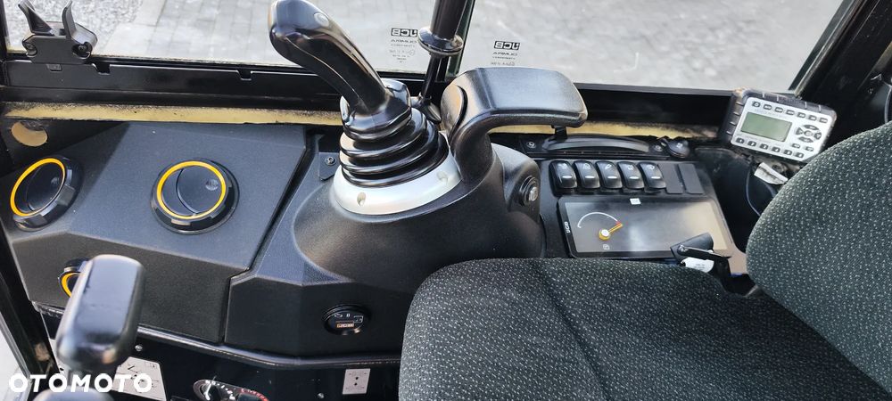 JCB JCB 16 C-1 mini koparka 3 łyżki szybkozłącze 19c1 sprowadzona 8018 serwisowana - 14