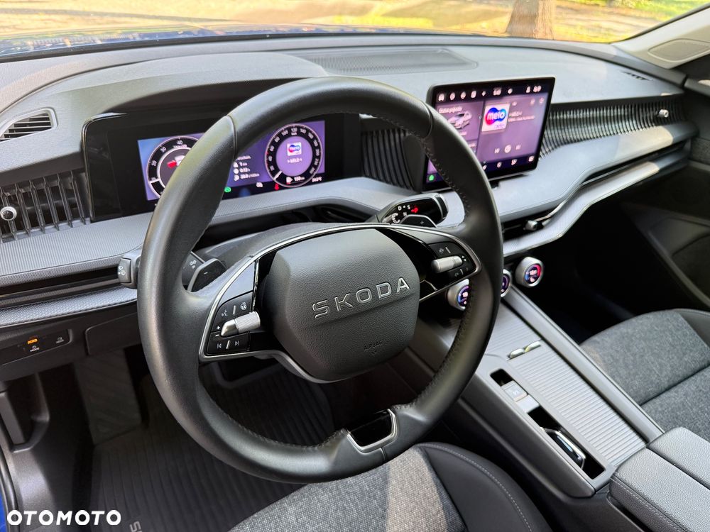 Skoda Superb 1.5 TSI mHEV Essence DSG - 23