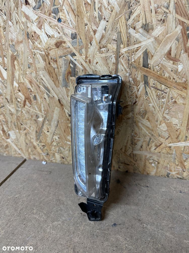SUZUKI VITARA II HALOGEN DRL PRAWY W1378 - 3
