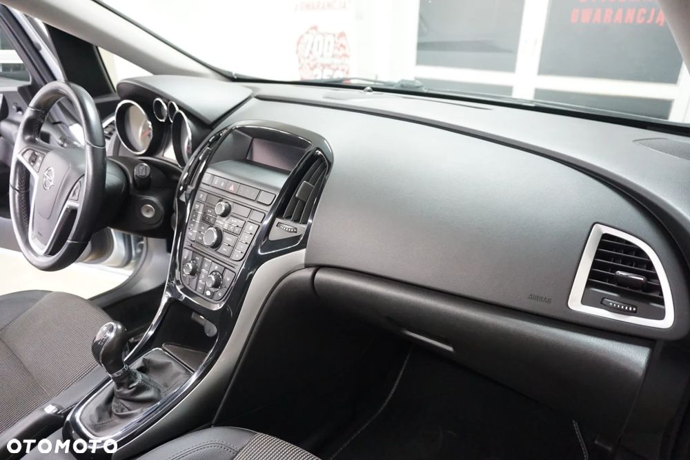 Opel Astra 1.4 Turbo Cosmo - 19