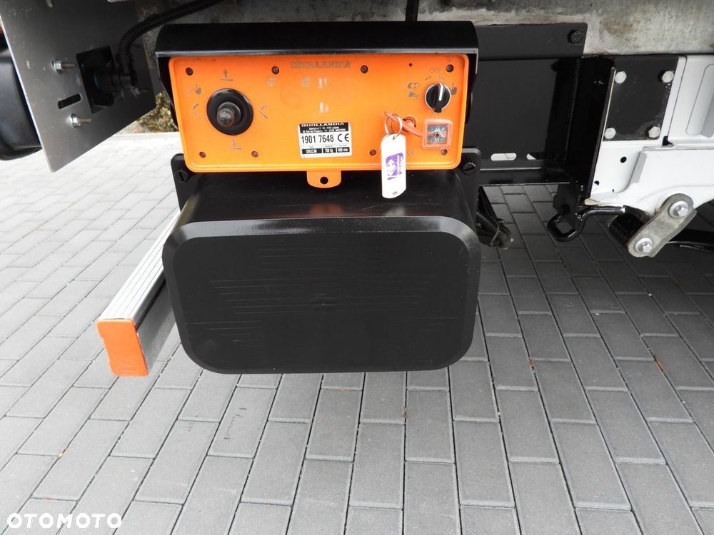 Fiat DUCATO KONTENER WINDA 8 PALET TEMPOMAT NAWIGACJA LEDY KLIMATYZACJA  130KM - 25