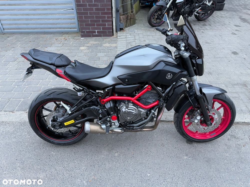Yamaha MT - 4