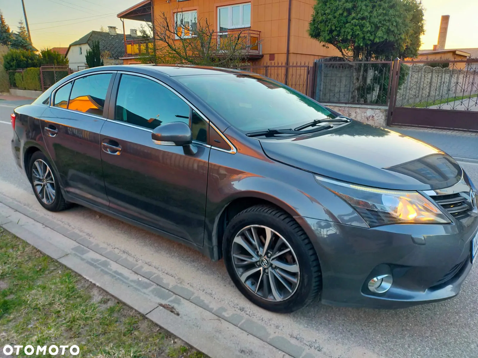 Toyota Avensis - 20