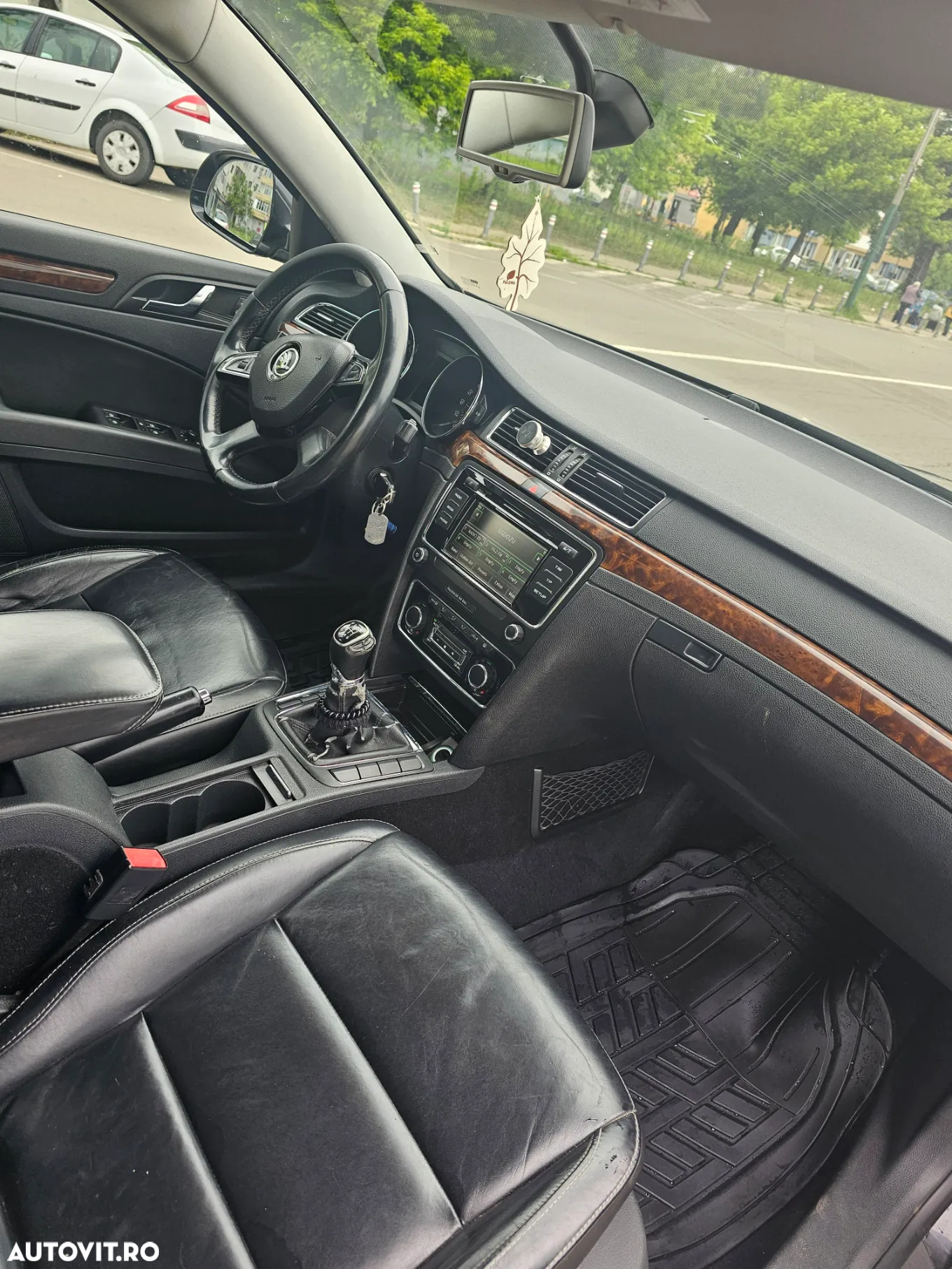 Skoda Superb 1.6 TDI Comfort - 5