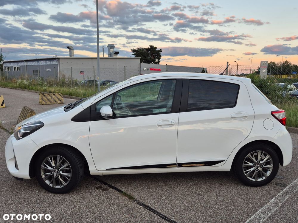 Toyota Yaris 1.5 Premium - 7