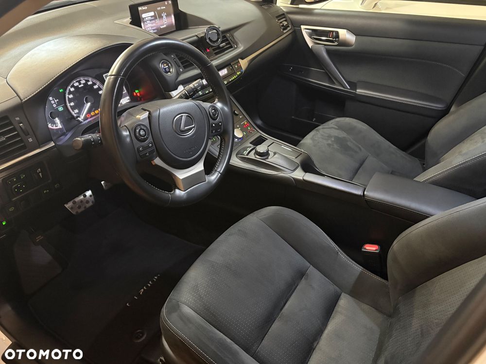 Lexus CT 200h Elegance - 10