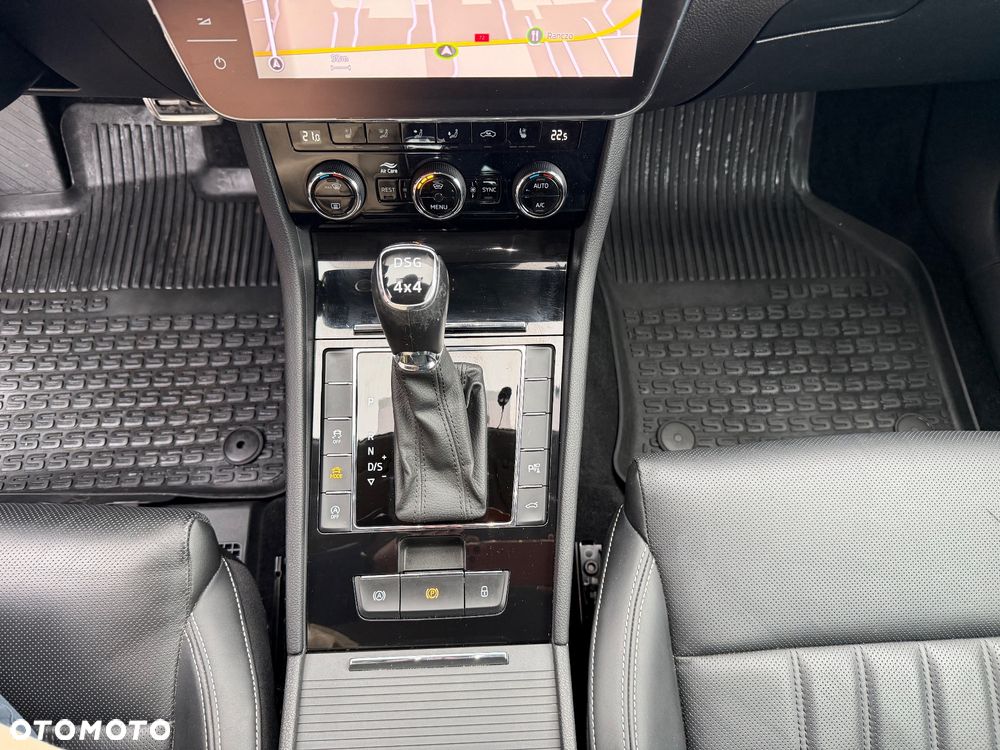 Skoda Superb 2.0 TSI 4x4 L&K DSG - 35